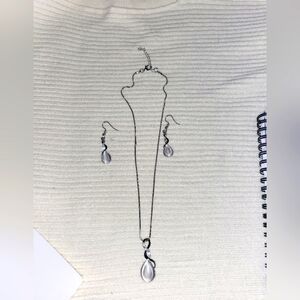 Elegant Silver Jewelry Set with Teardrop Pendants Necklace & Earrings W/gift Box